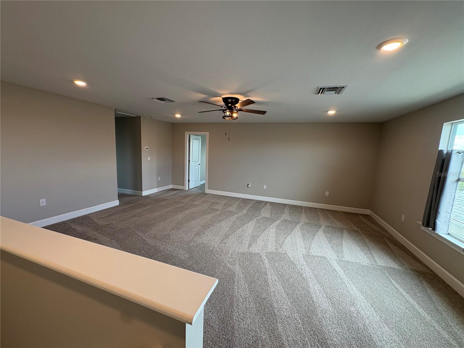 Image 22 of 31 For 17769 Silverspur Drive