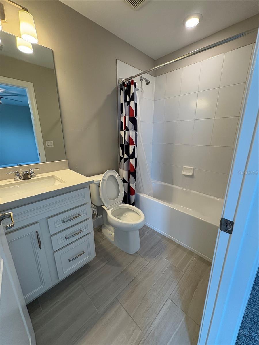 Image 24 of 31 For 17769 Silverspur Drive