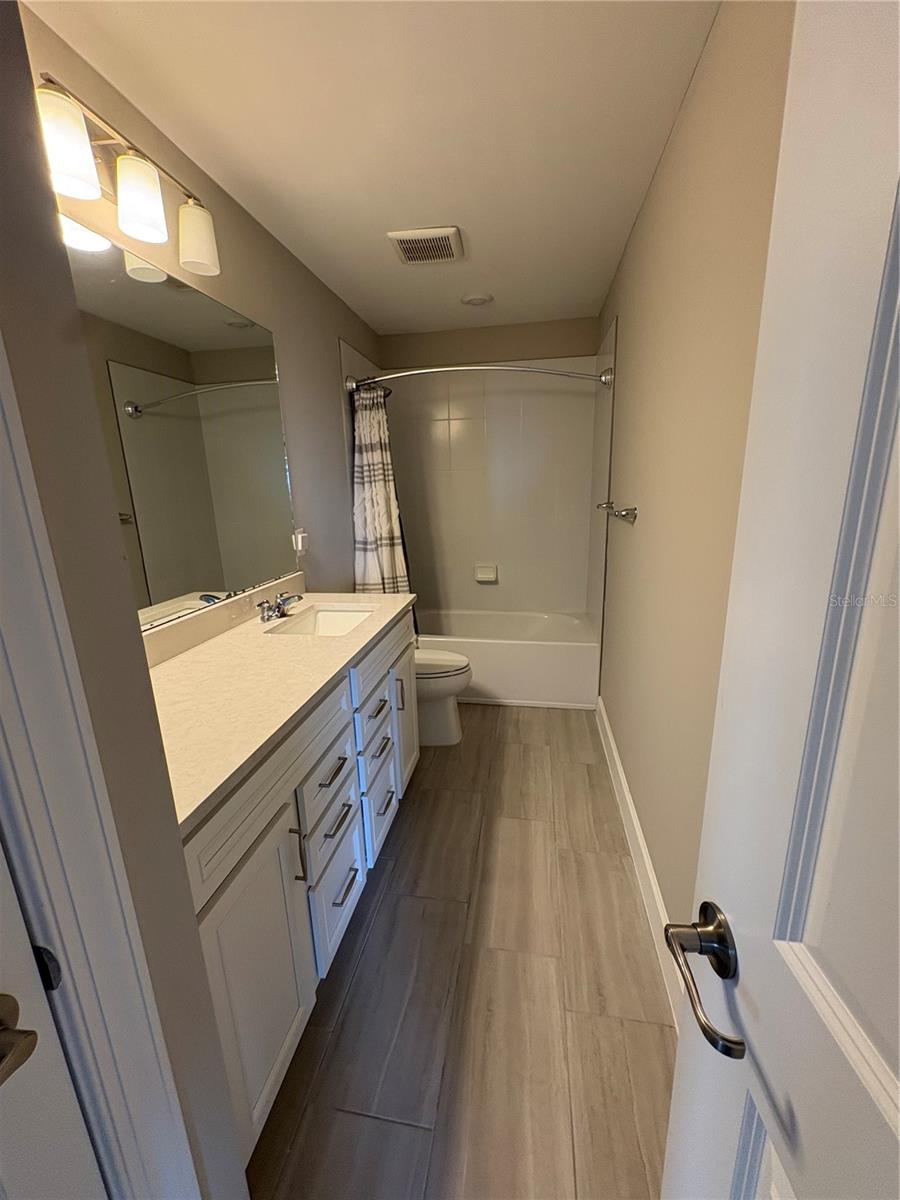 Image 28 of 31 For 17769 Silverspur Drive