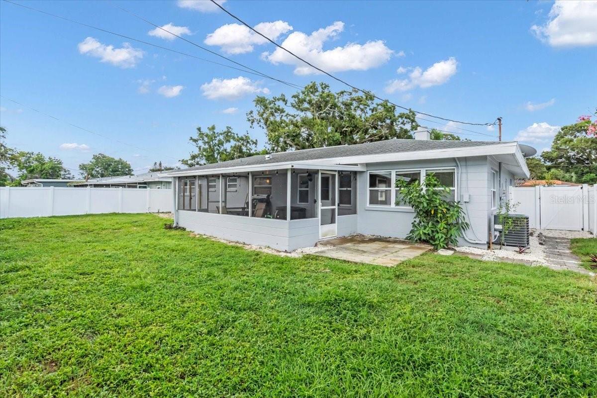 Image 33 of 42 For 1065 64th Avenue S