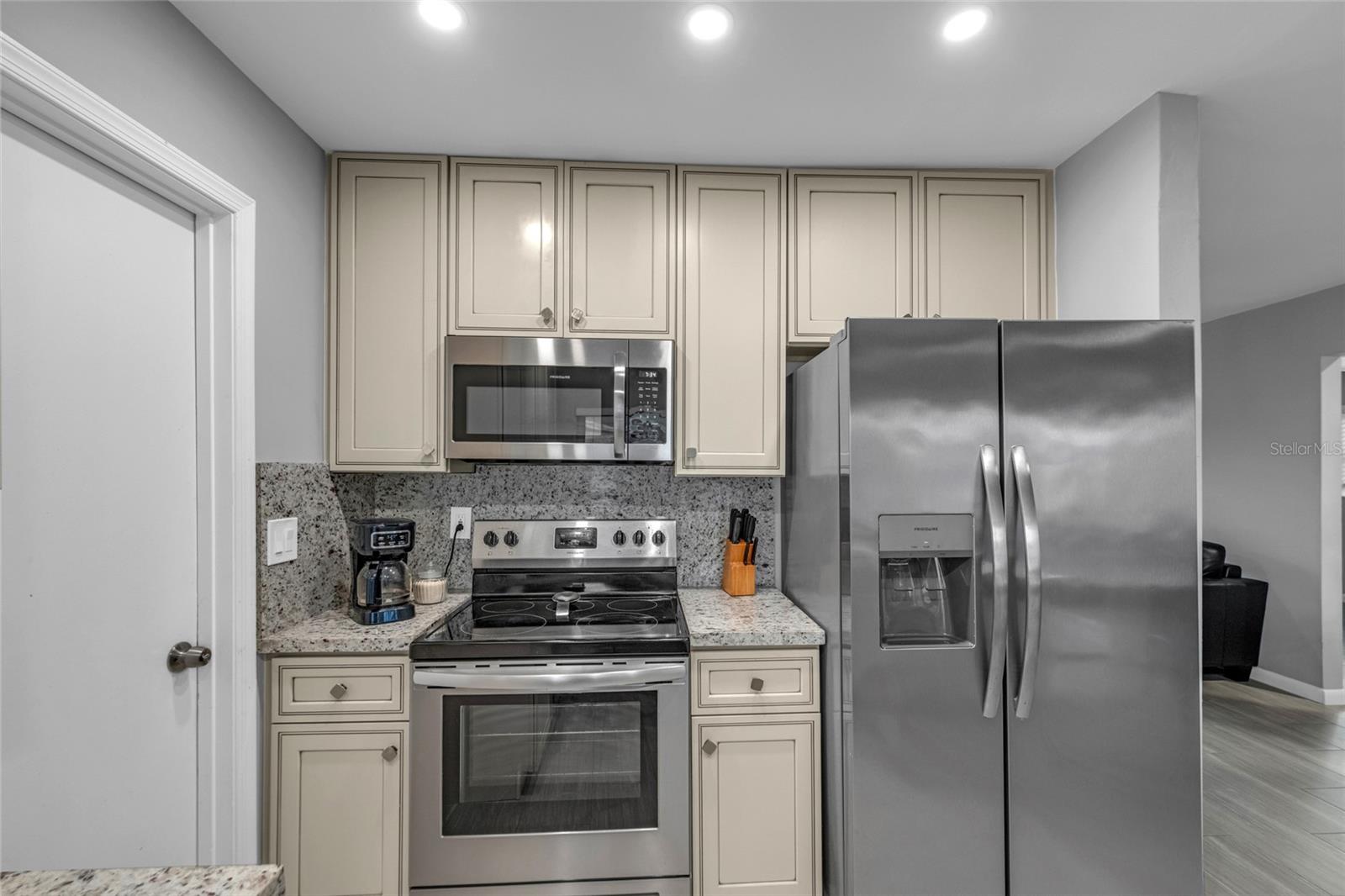 Image 12 of 27 For 980 69th Avenue