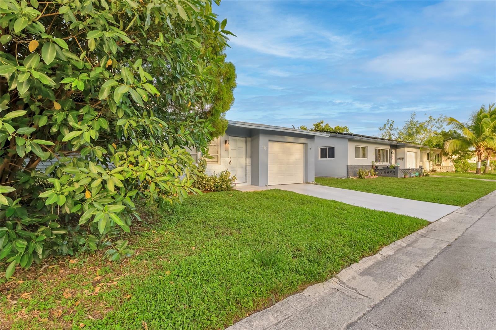 Image 19 of 27 For 980 69th Avenue