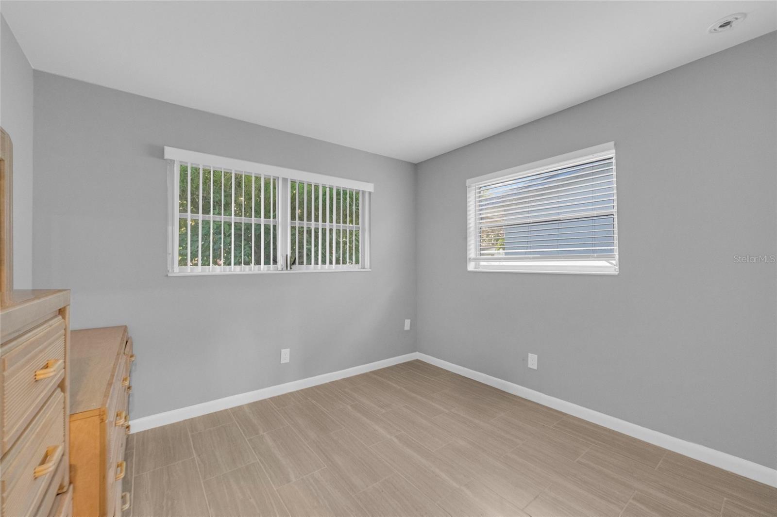 Image 3 of 27 For 980 69th Avenue