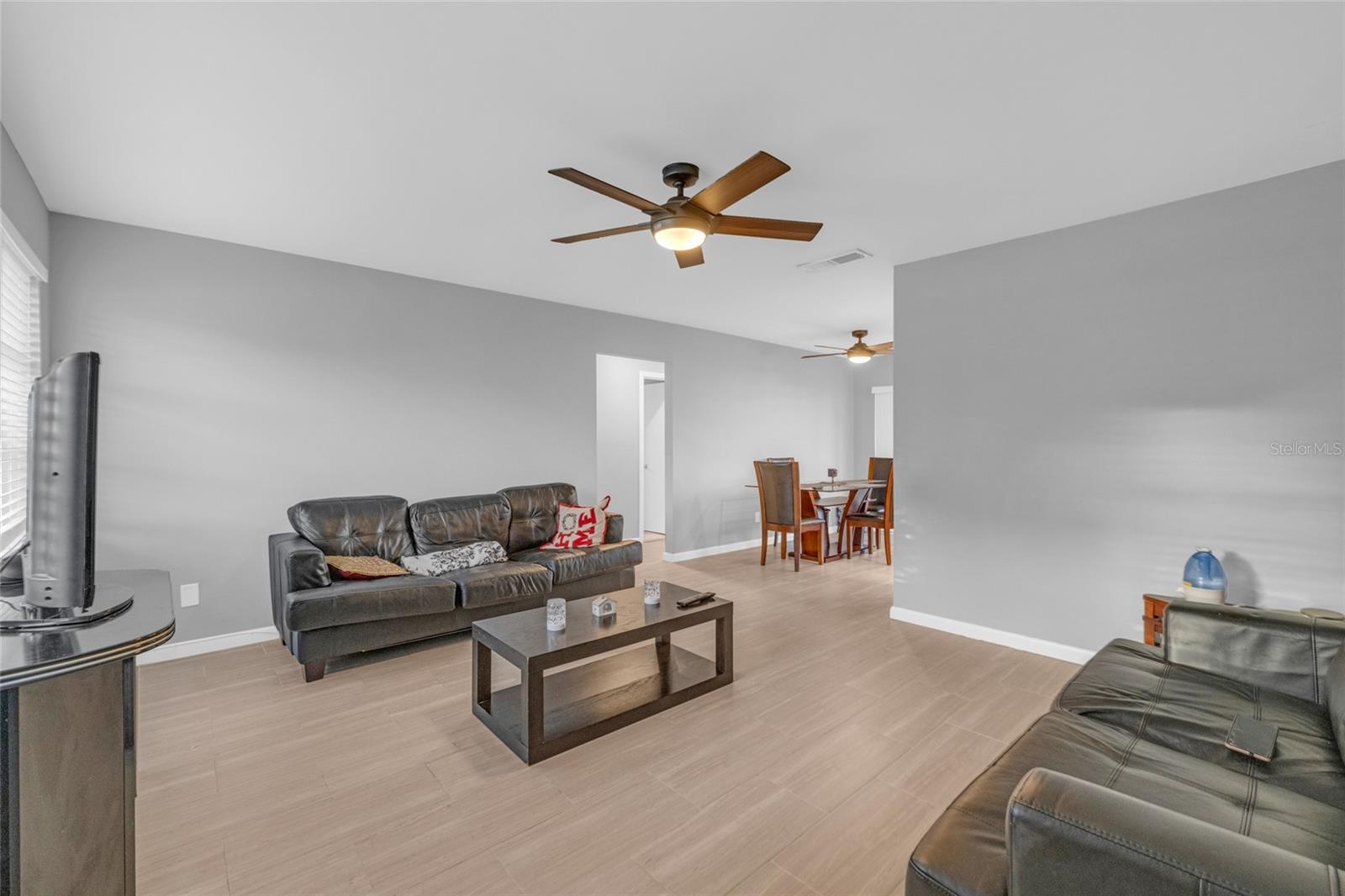 Image 4 of 27 For 980 69th Avenue