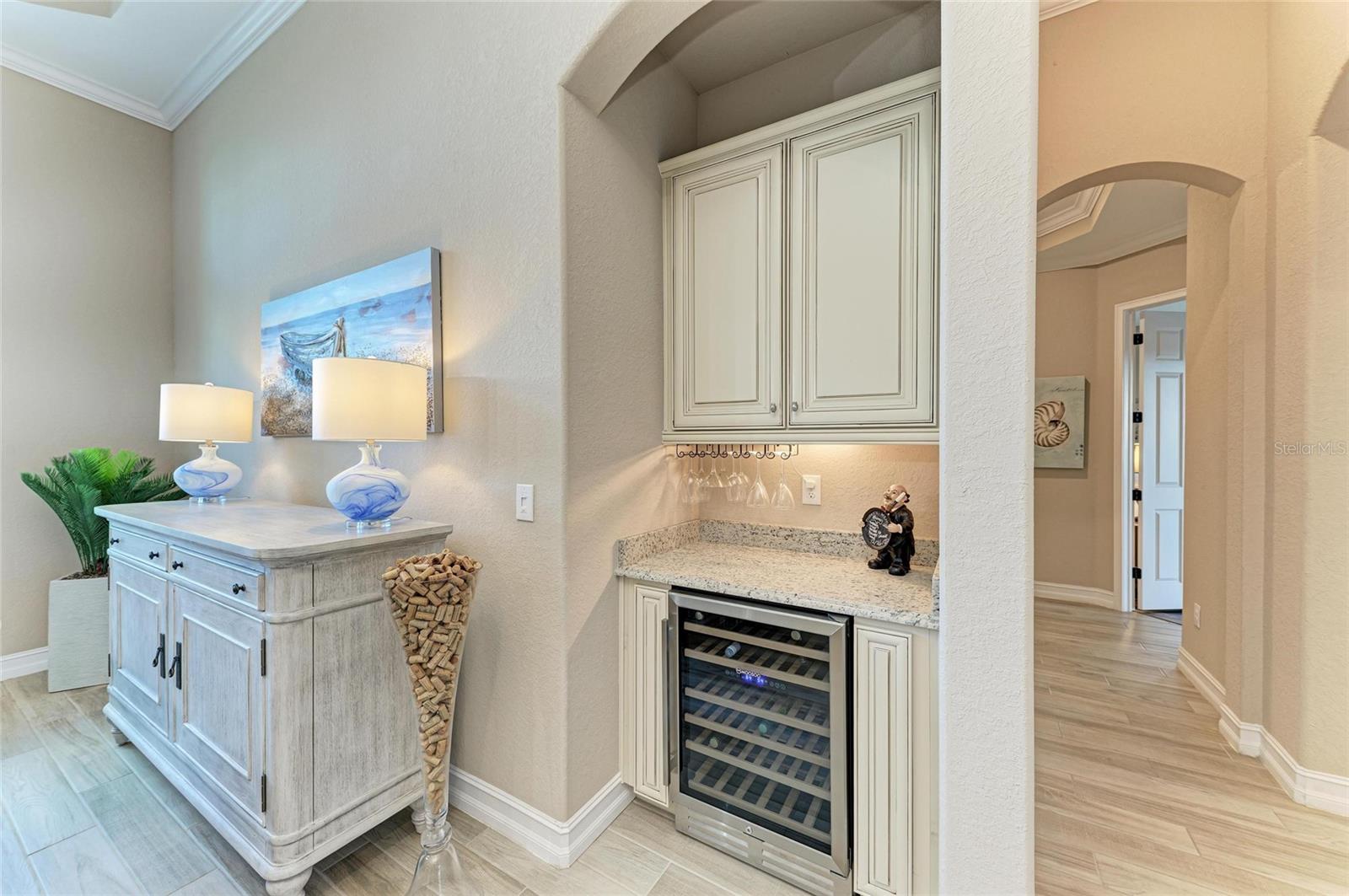 Image 14 of 97 For 5506 Mulligan Way