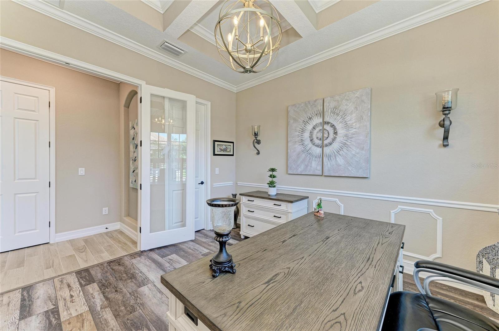 Image 35 of 97 For 5506 Mulligan Way