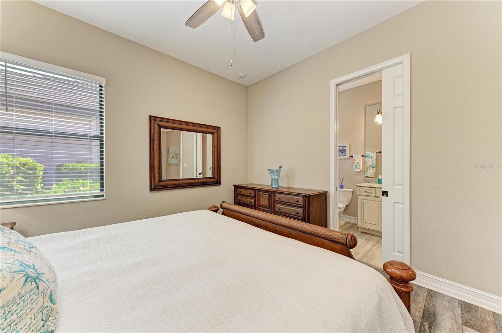 Image 39 of 97 For 5506 Mulligan Way
