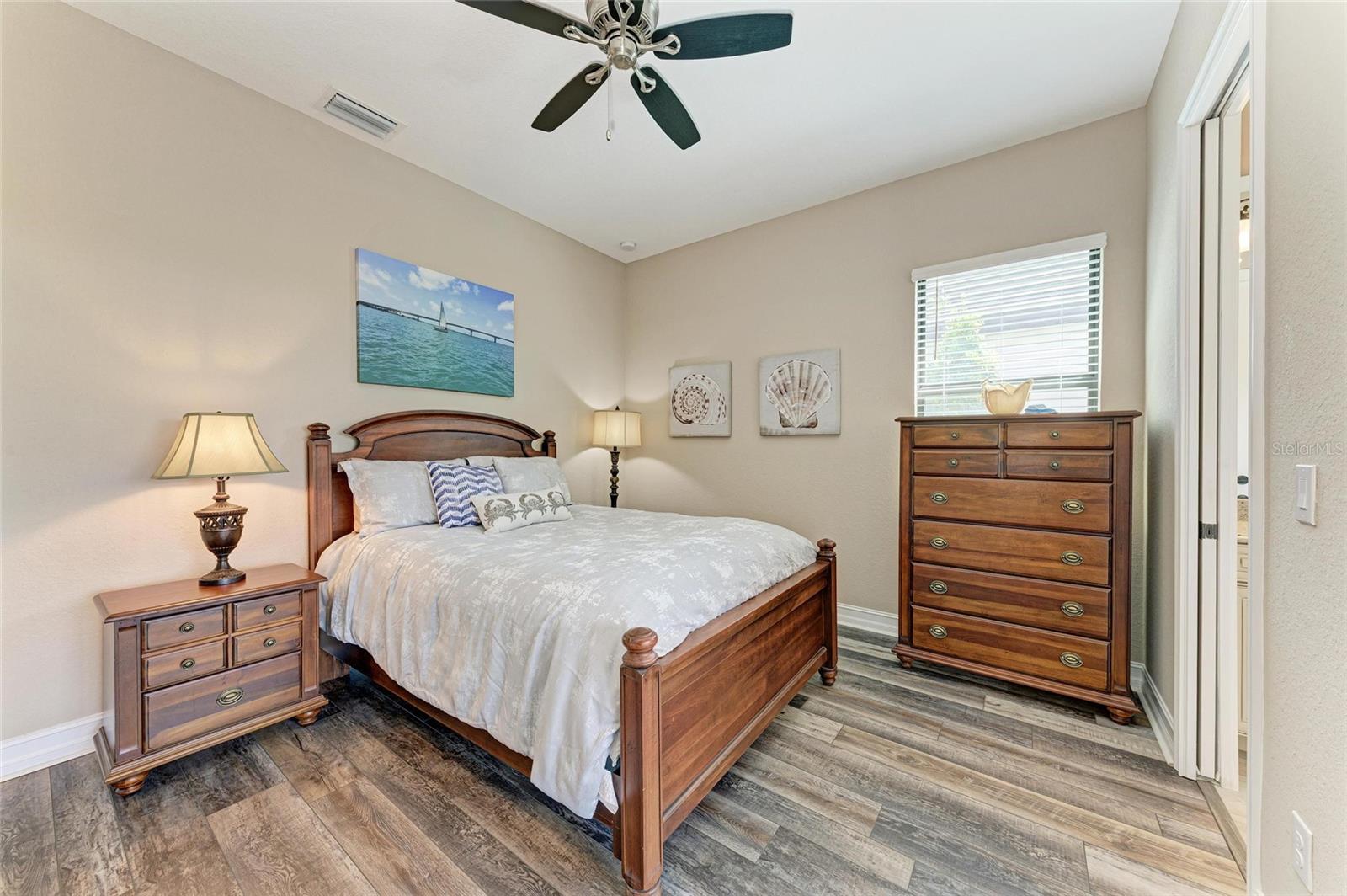 Image 41 of 97 For 5506 Mulligan Way