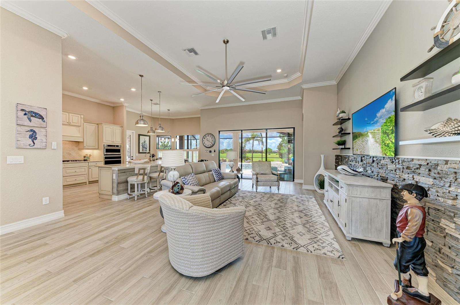 Image 6 of 97 For 5506 Mulligan Way