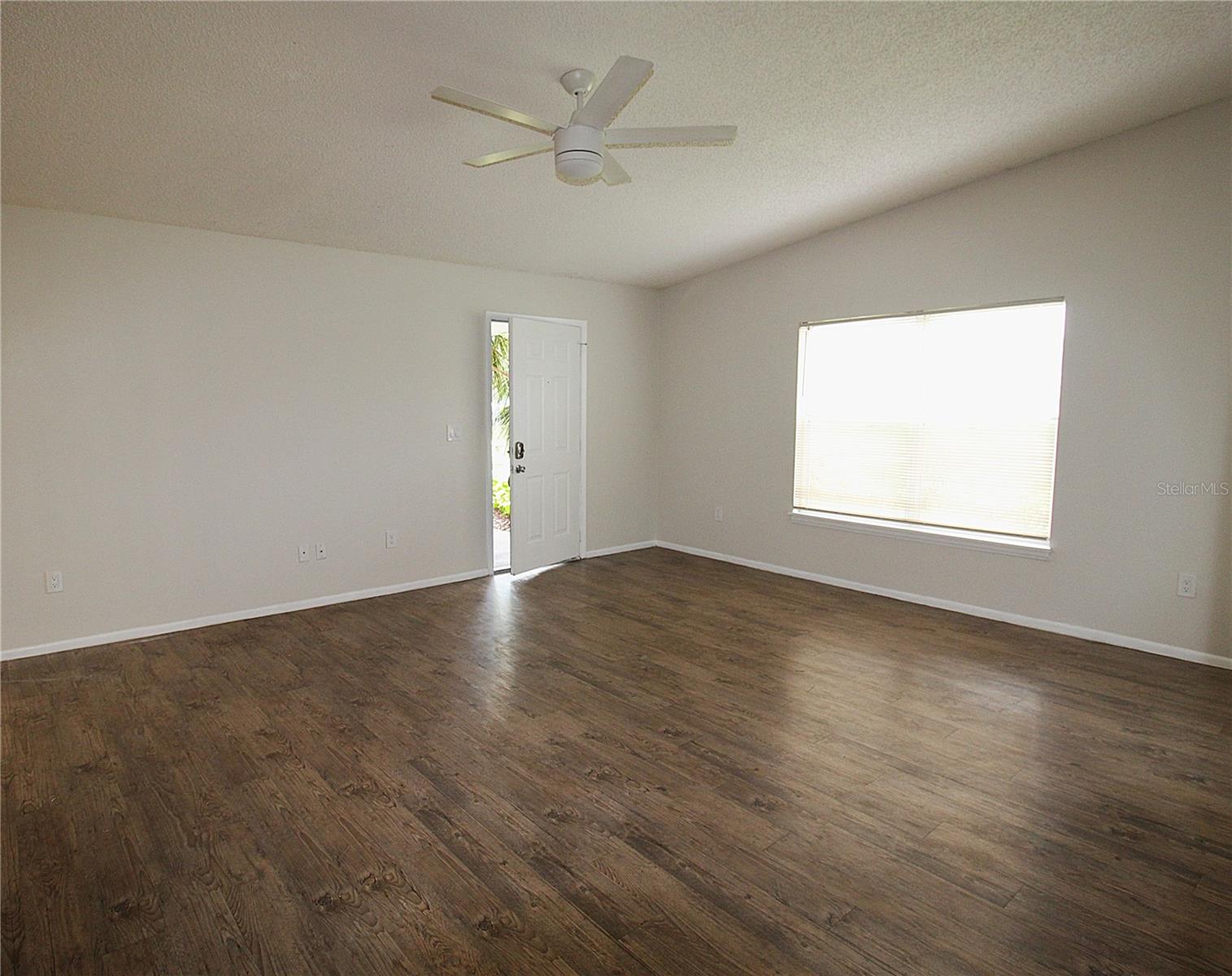 Image 7 of 22 For 8103 45th Court E