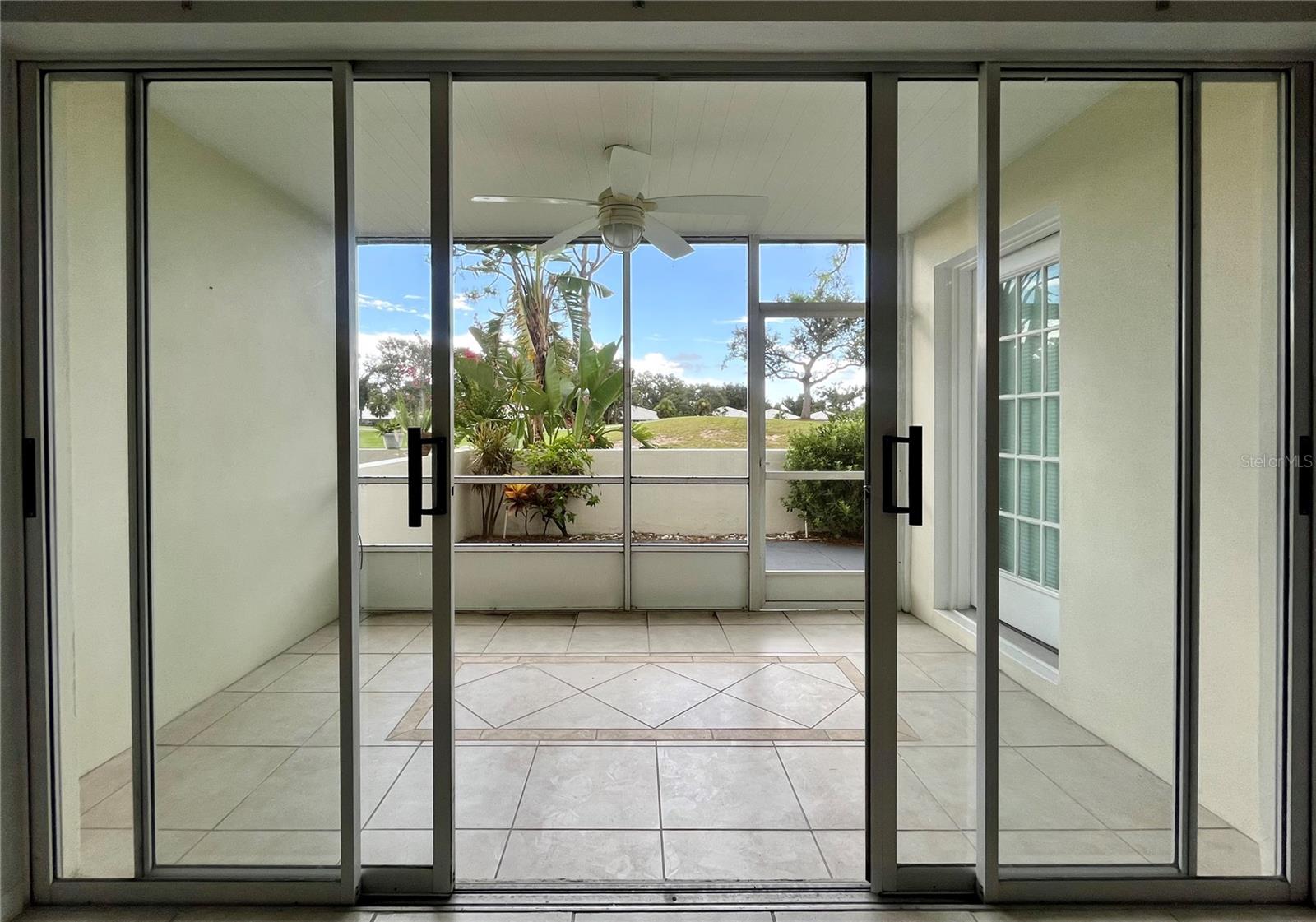 Image 19 of 21 For 431 Cerromar Lane 347