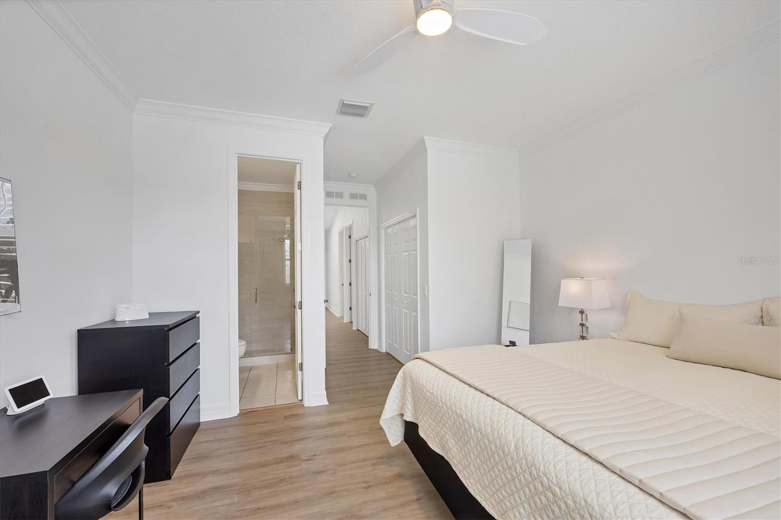 Image 20 of 38 For 3409 54th Drive W 102
