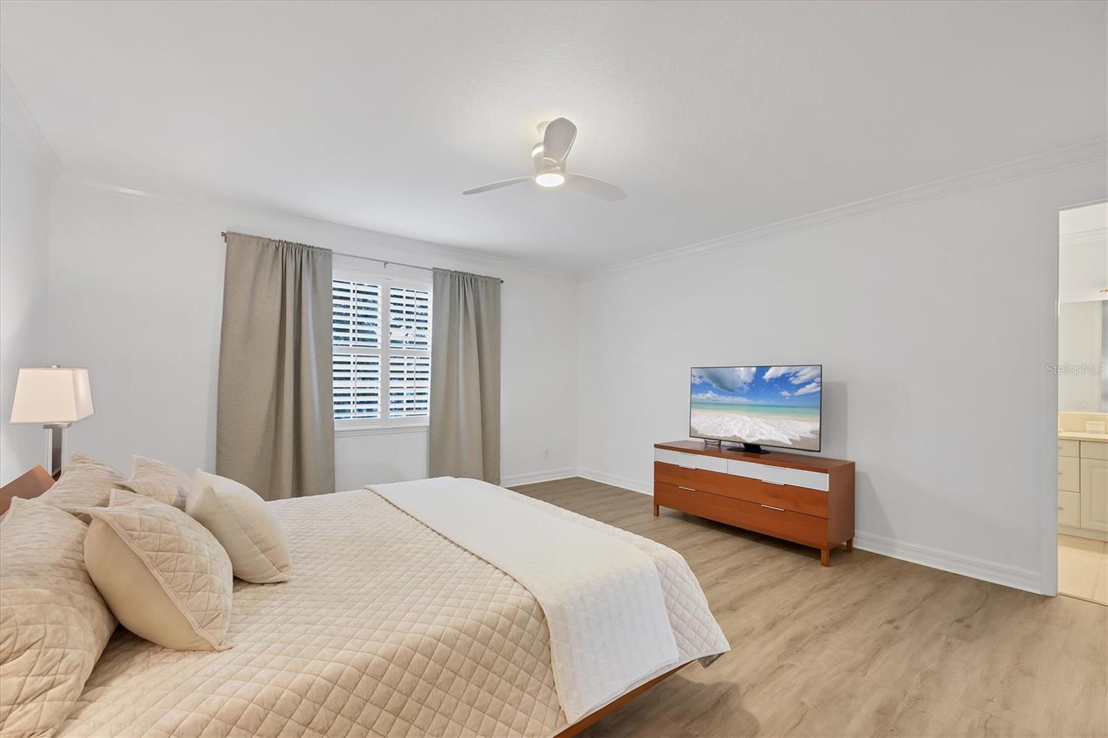 Image 23 of 38 For 3409 54th Drive W 102