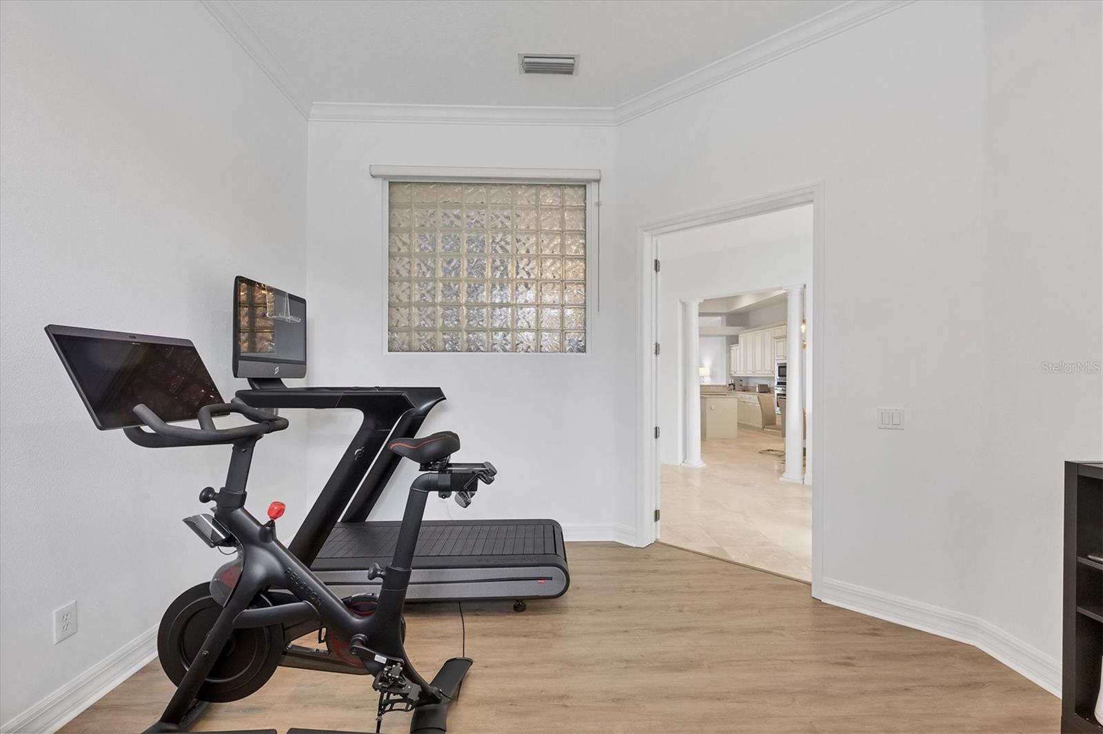 Image 7 of 38 For 3409 54th Drive W 102