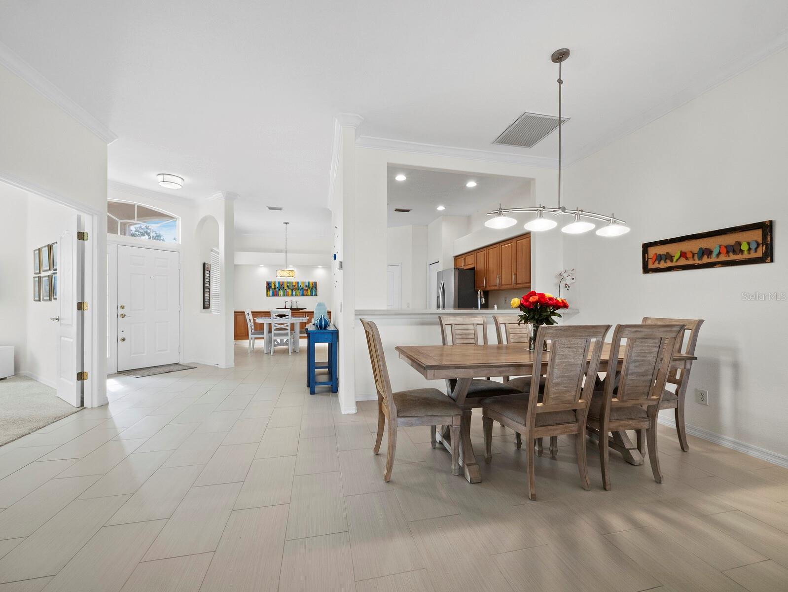 Image 19 of 68 For 9492 Forest Hills Circle