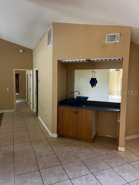 Image 6 of 15 For 411 San Felix Street