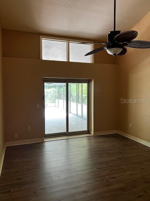 Image 7 of 15 For 411 San Felix Street