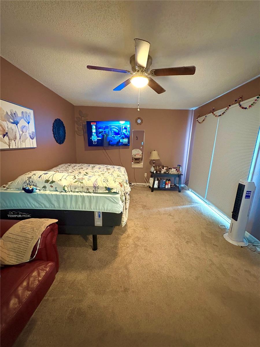 Image 10 of 23 For 15314 Pond Woods Drive