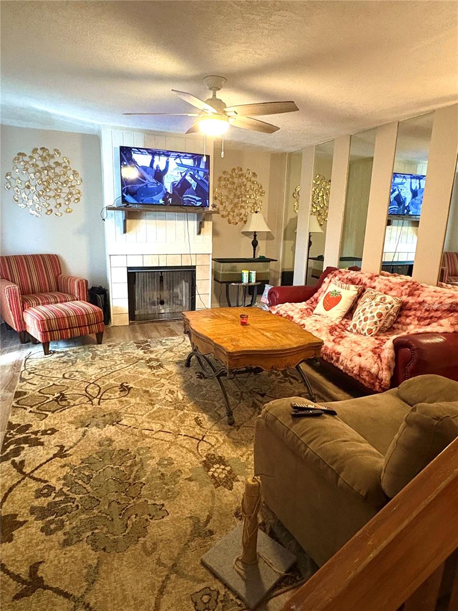 Image 4 of 23 For 15314 Pond Woods Drive
