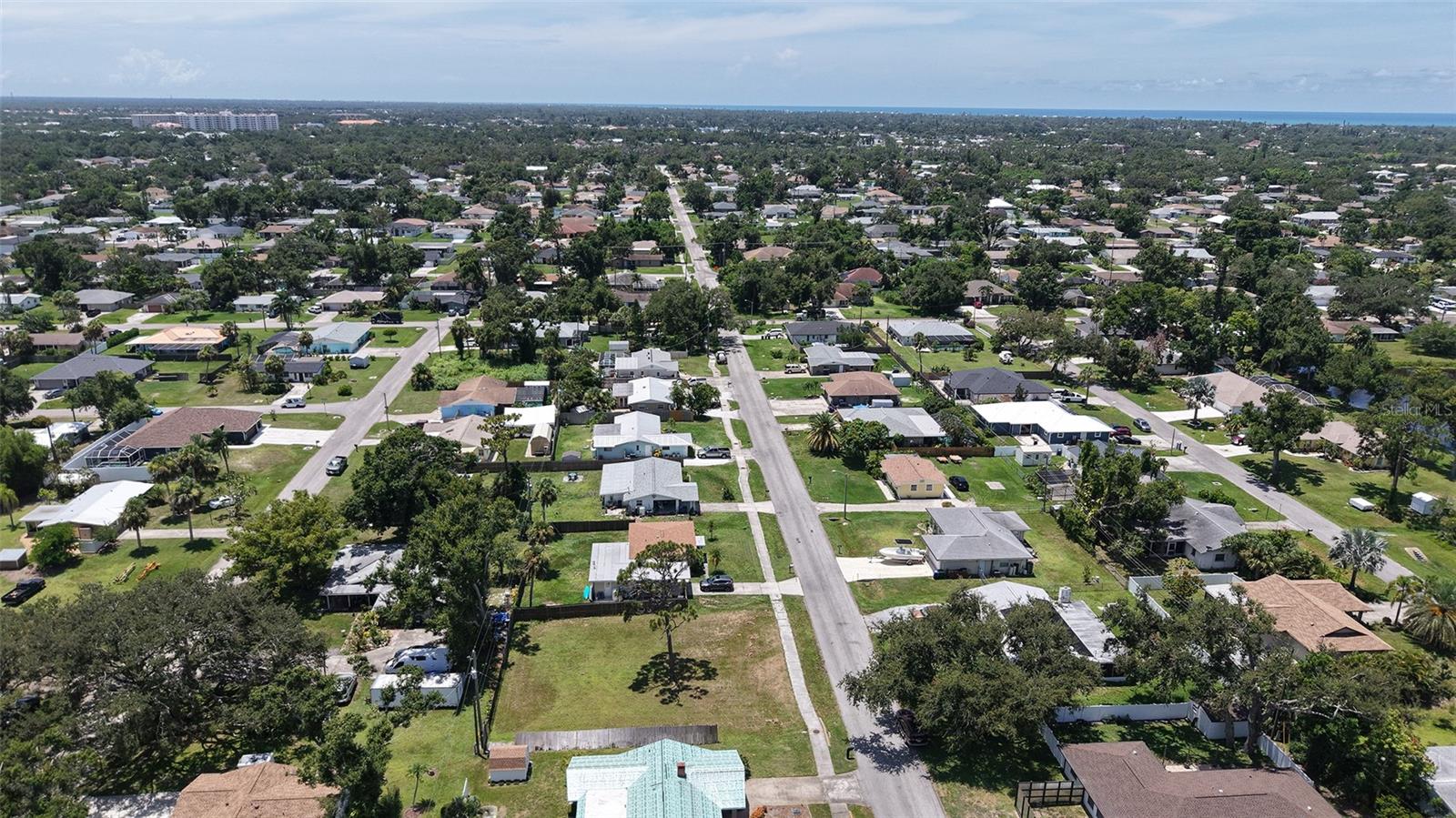 Image 22 of 31 For Valencia Road