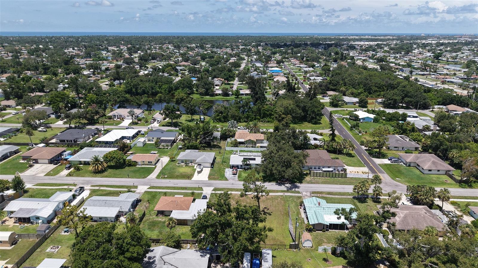 Image 23 of 31 For Valencia Road