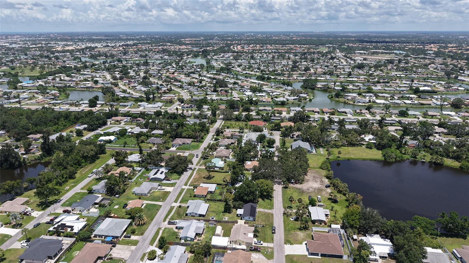 Image 25 of 31 For Valencia Road