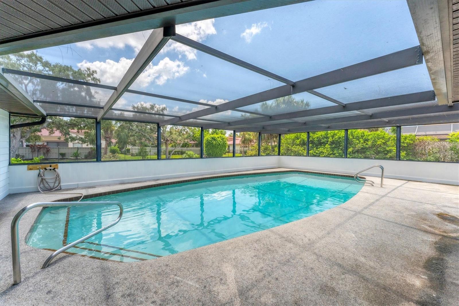 Image 32 of 41 For 3804 Bayside Court