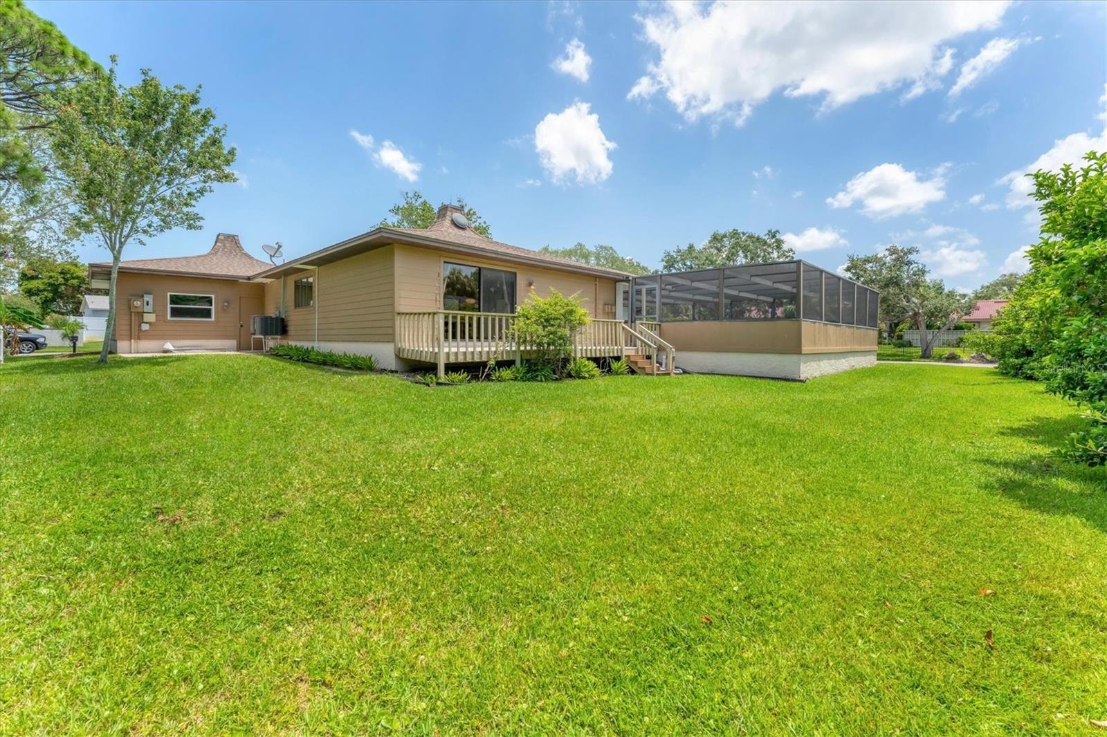 Image 34 of 41 For 3804 Bayside Court