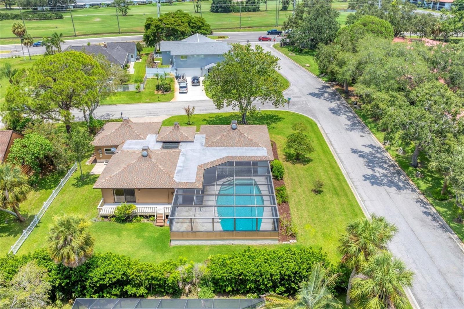 Image 35 of 41 For 3804 Bayside Court