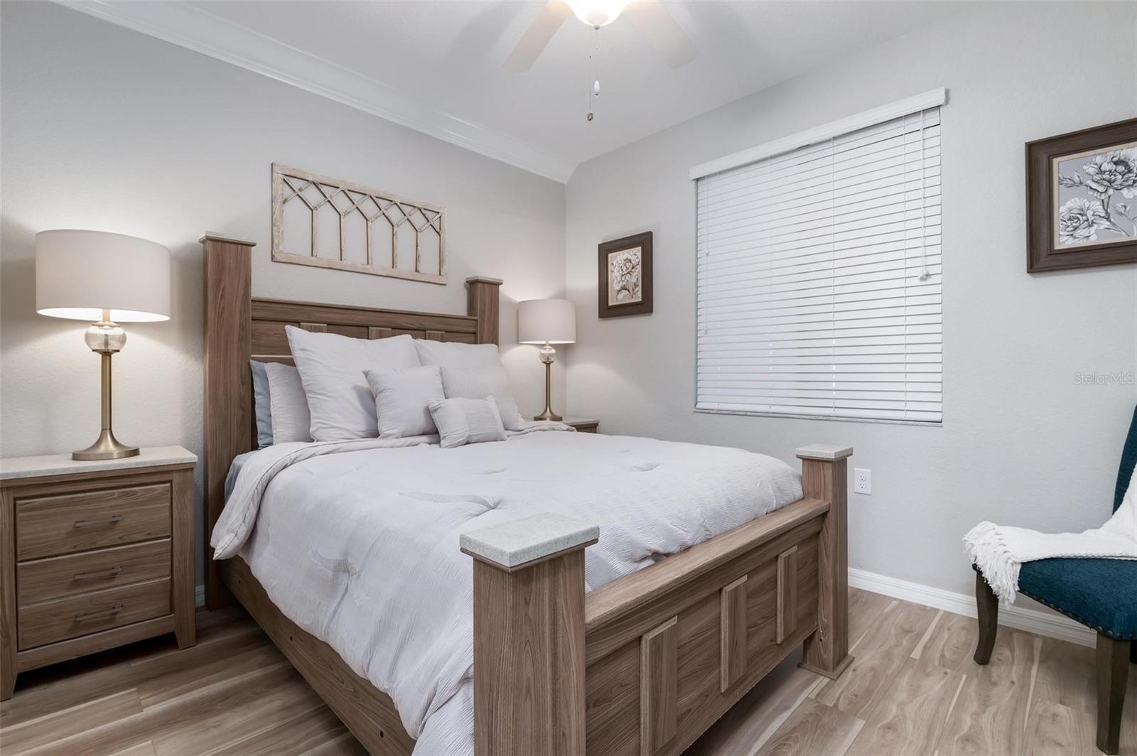 Image 17 of 33 For 16804 Vardon Terrace 104