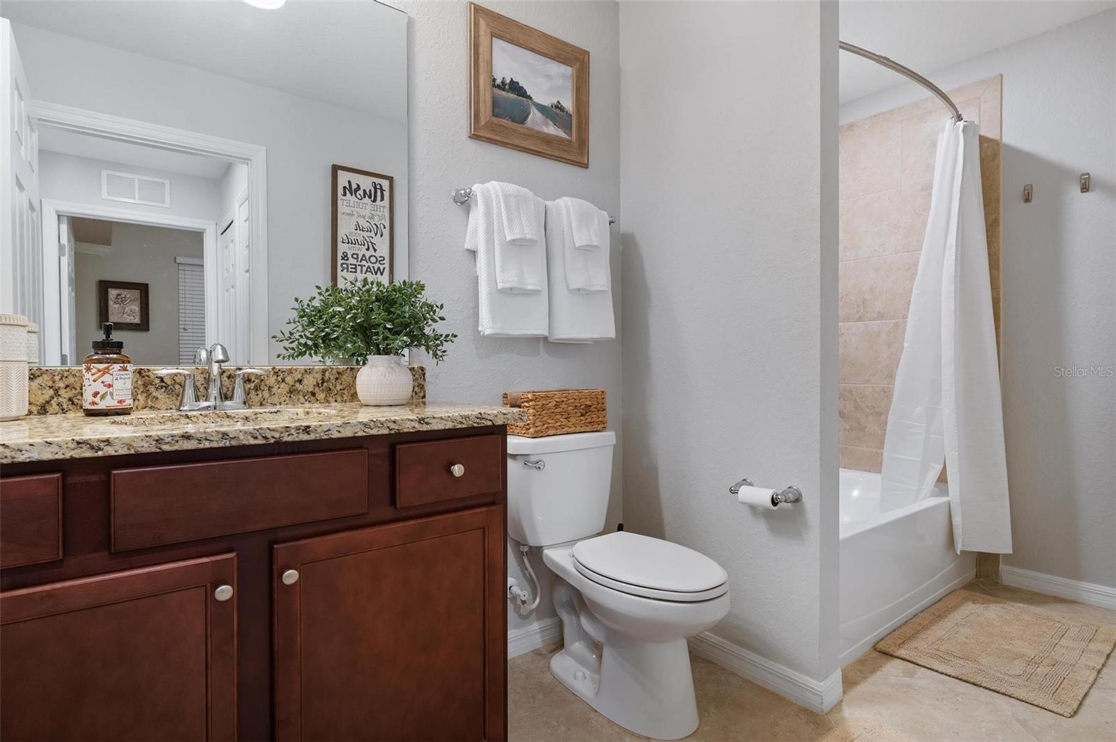 Image 19 of 33 For 16804 Vardon Terrace 104