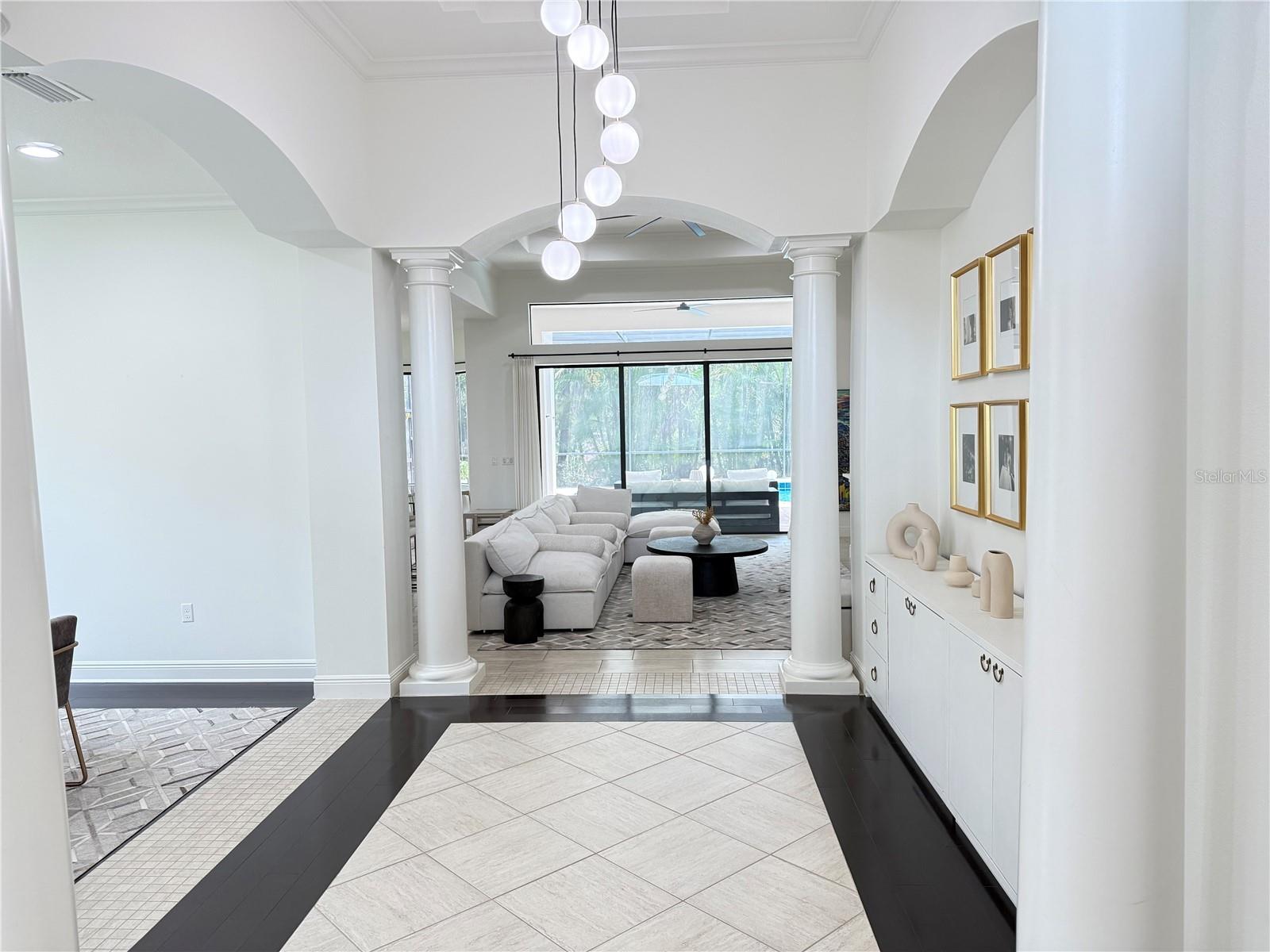 Image 3 of 31 For 14209 Bathgate Terrace