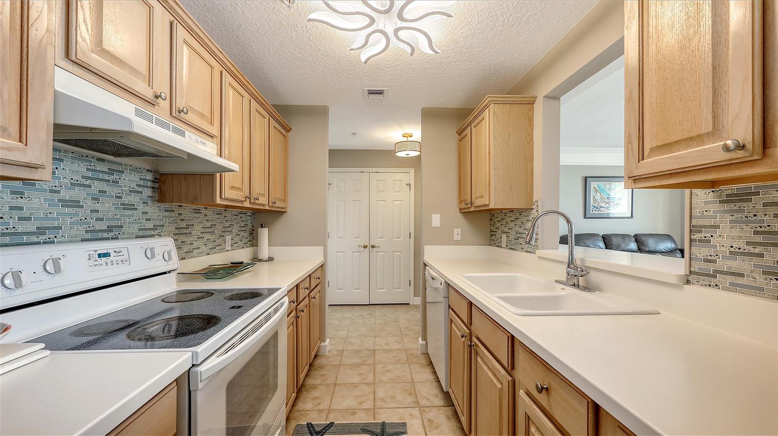 Image 15 of 53 For 750 Tamiami Trail 1116