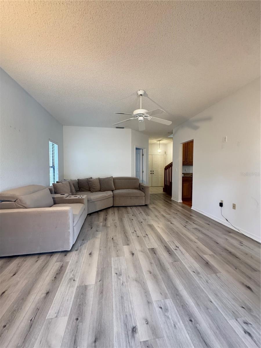 Image 14 of 44 For 6077 Marella Drive