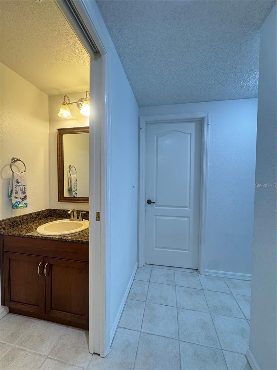 Image 17 of 44 For 6077 Marella Drive
