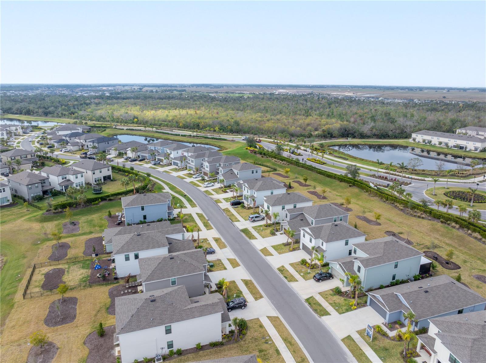 Image 4 of 32 For 9076 Tequila Sunrise Drive