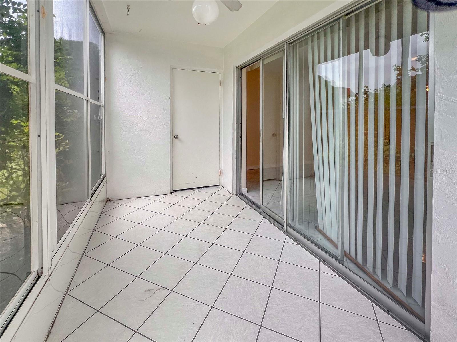 Image 12 of 33 For 3500 Beneva Road 302