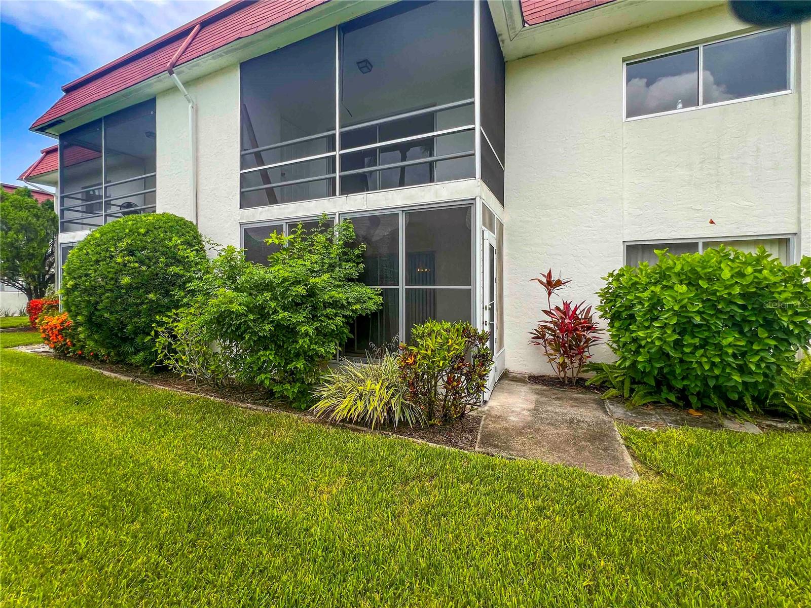 Image 13 of 33 For 3500 Beneva Road 302