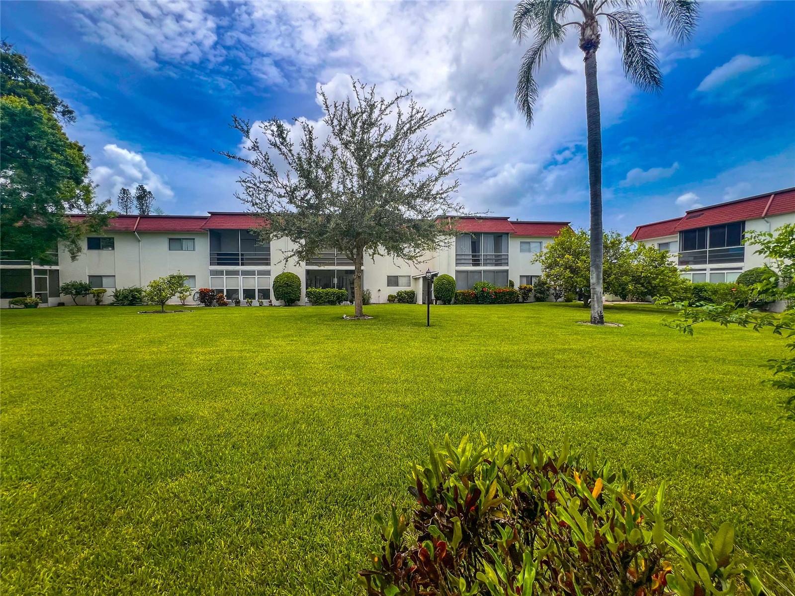 Image 15 of 33 For 3500 Beneva Road 302
