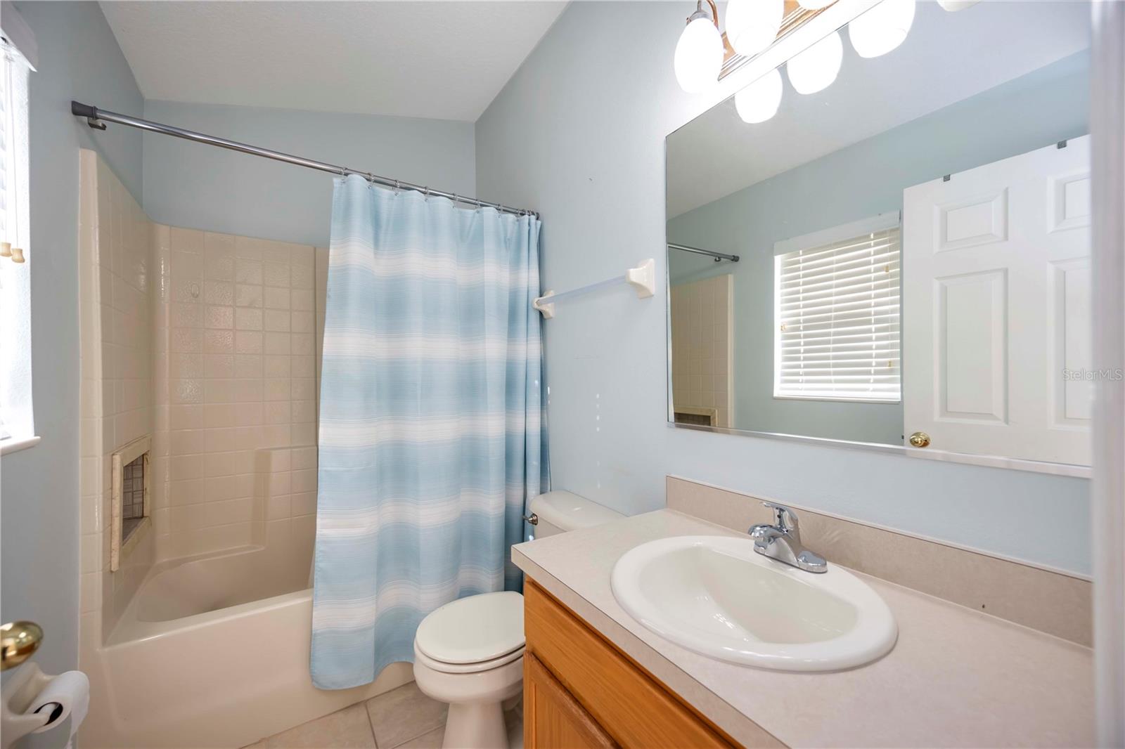 Image 33 of 36 For 6235 Flagfish Ct