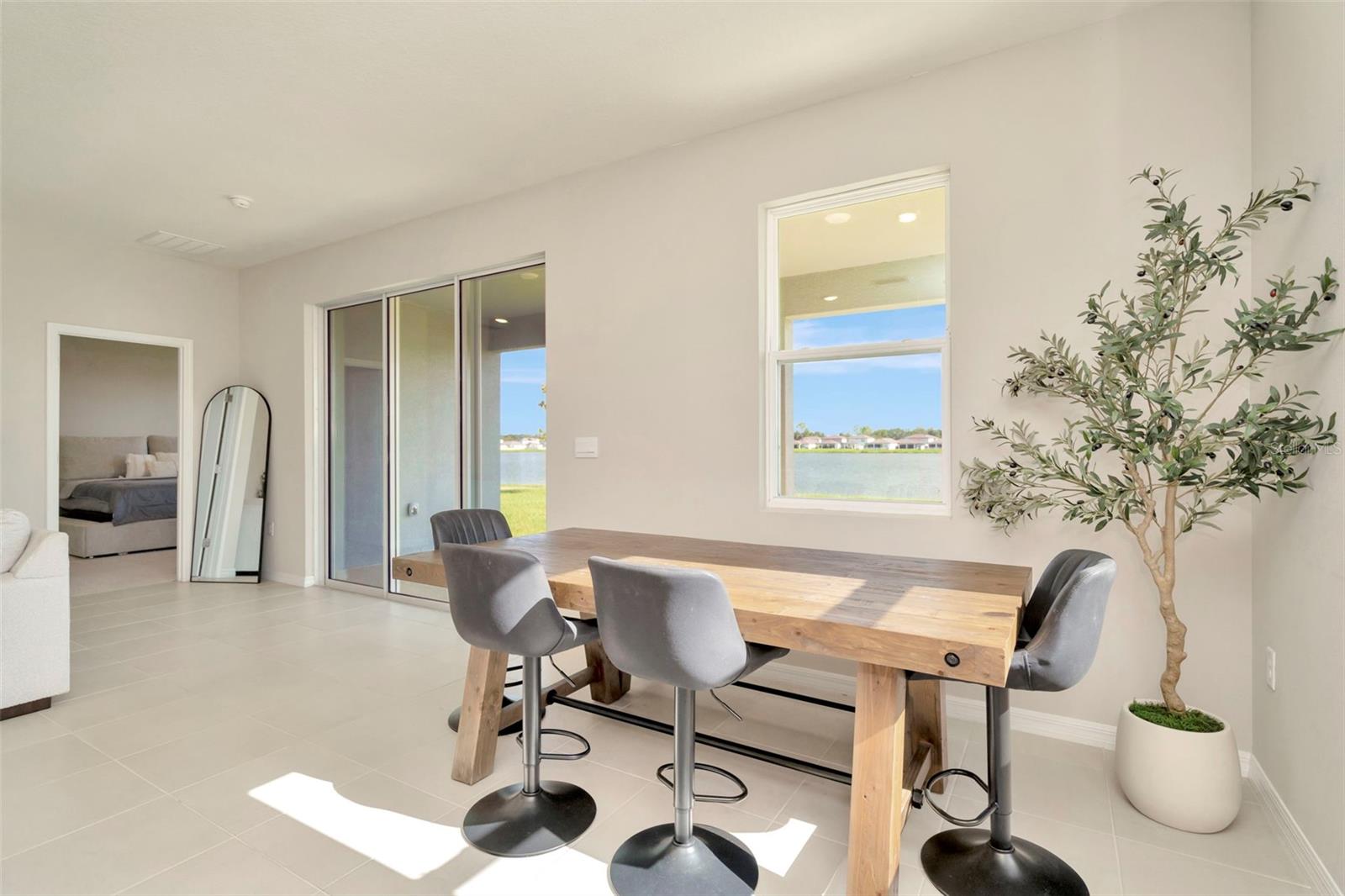 Image 14 of 40 For 1505 Tropical Oasis Avenue