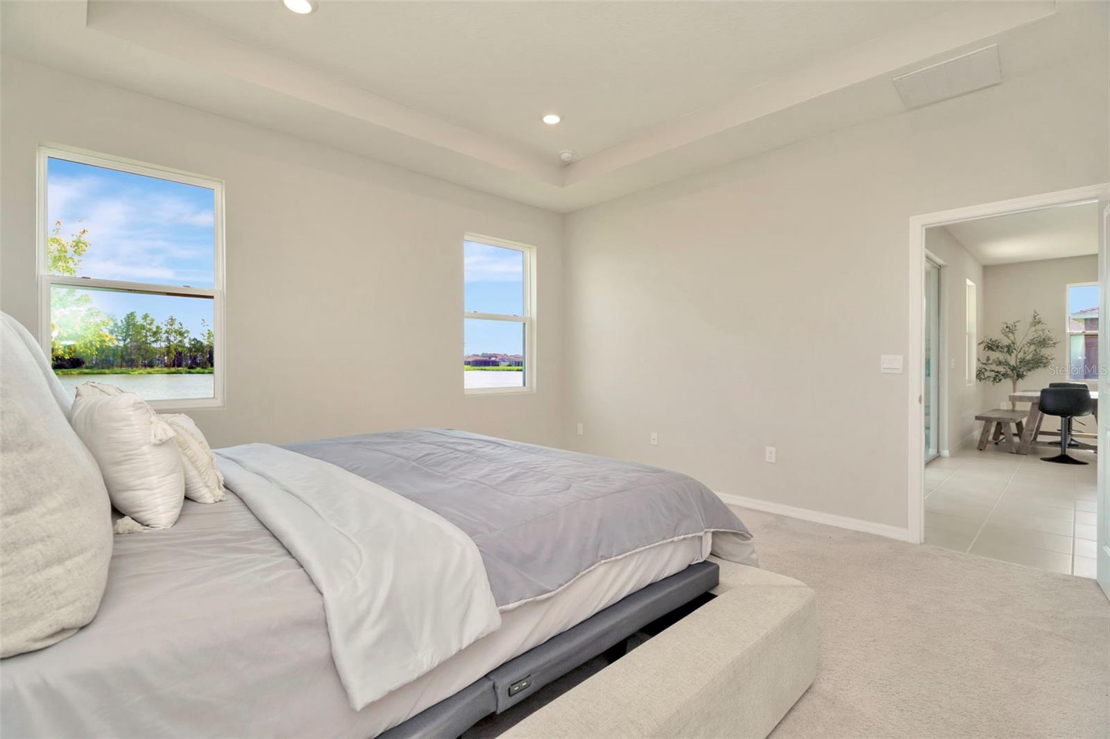 Image 16 of 40 For 1505 Tropical Oasis Avenue