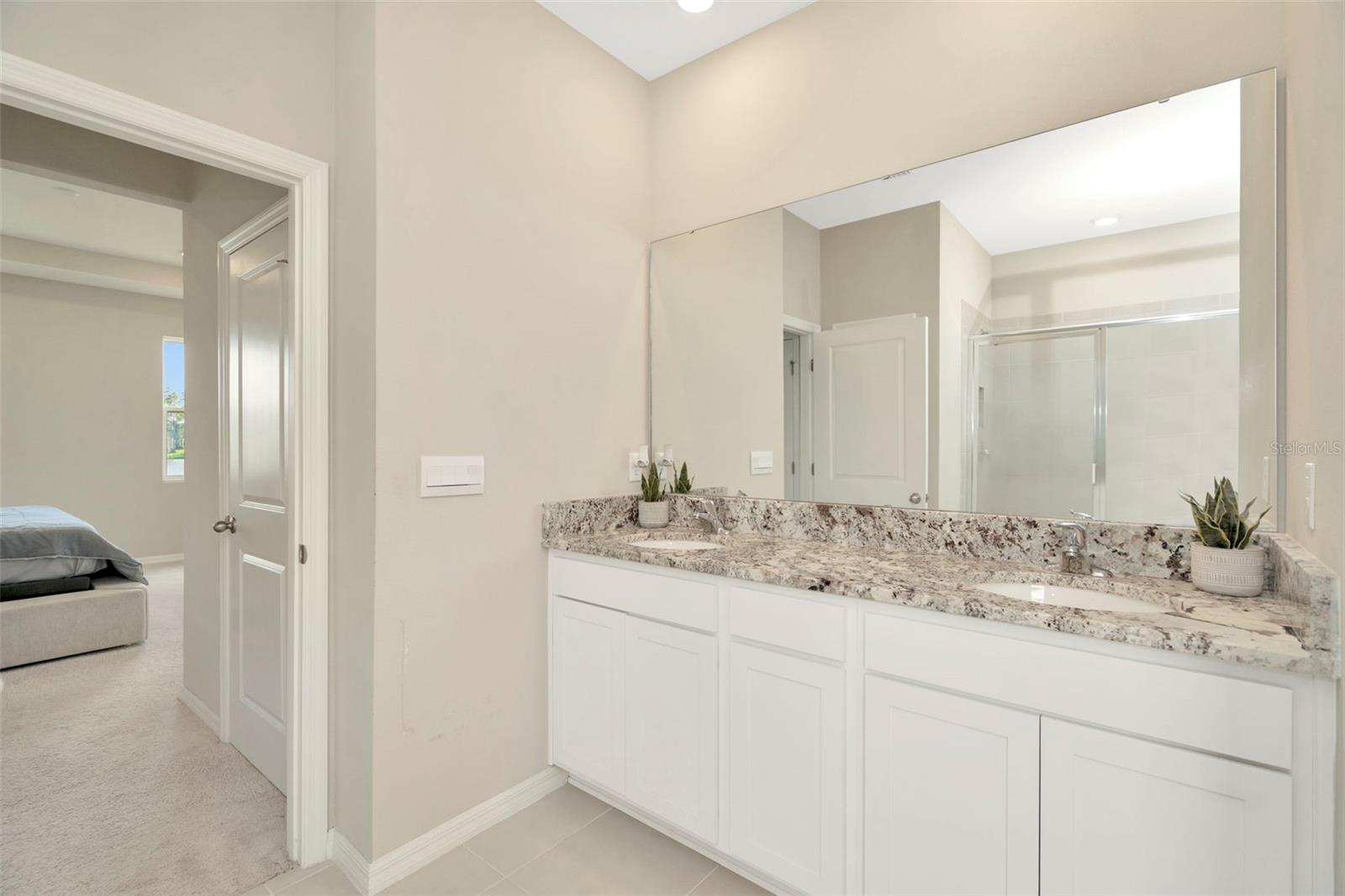 Image 20 of 40 For 1505 Tropical Oasis Avenue
