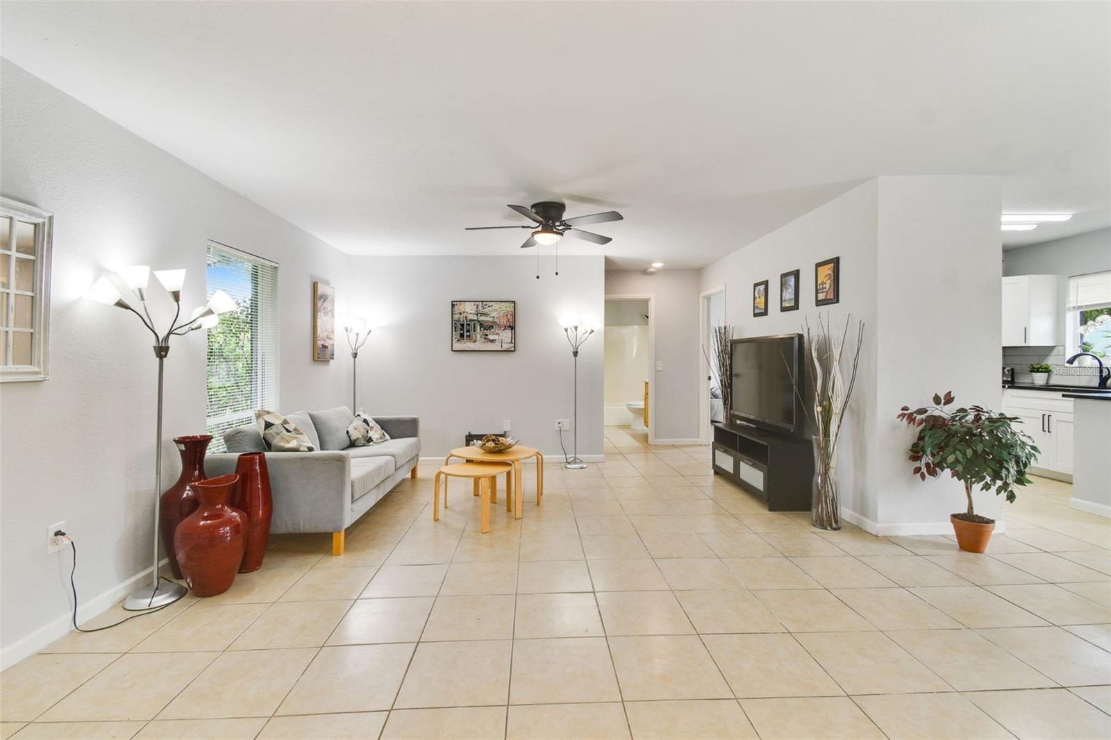 Image 12 of 54 For 3808 6th Avenue W