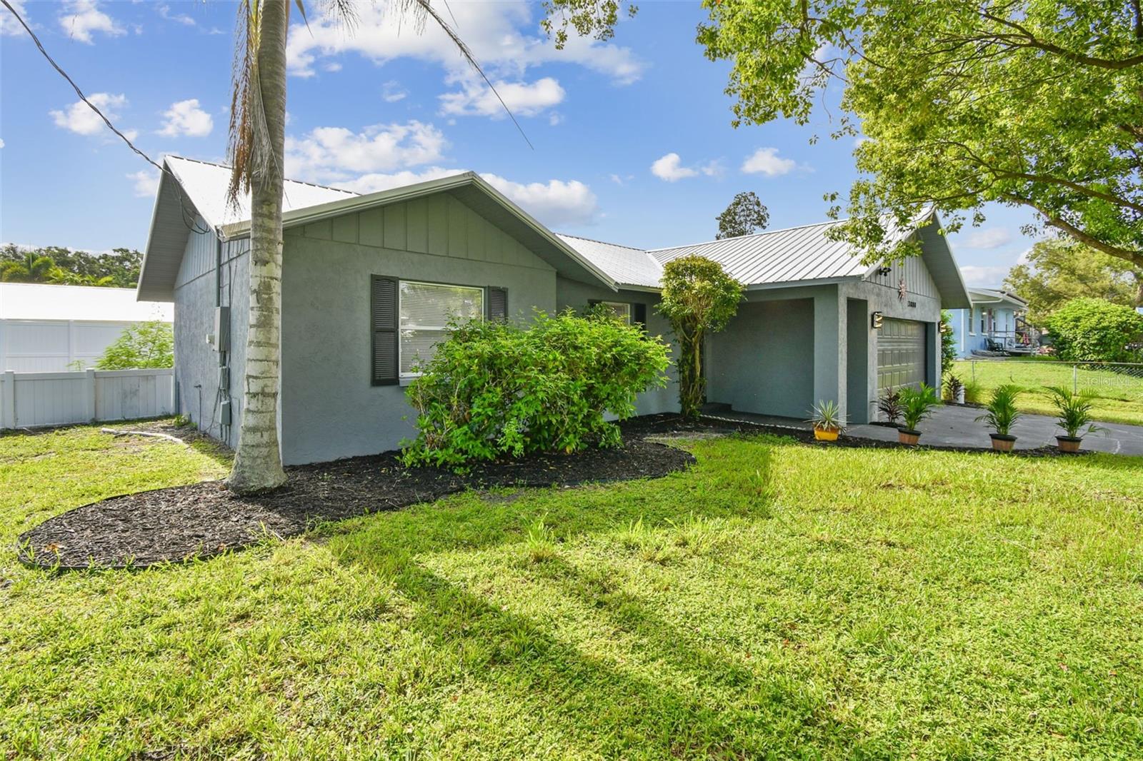 Image 4 of 54 For 3808 6th Avenue W