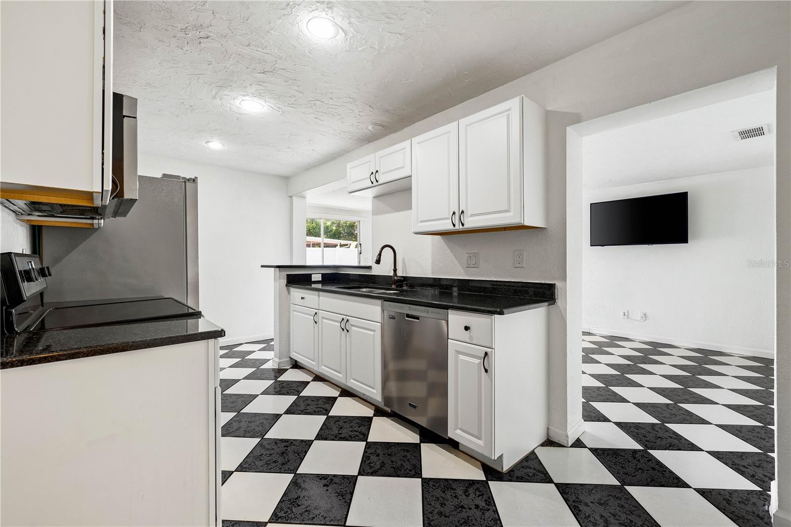 Image 10 of 57 For 2312 Java Plum Avenue