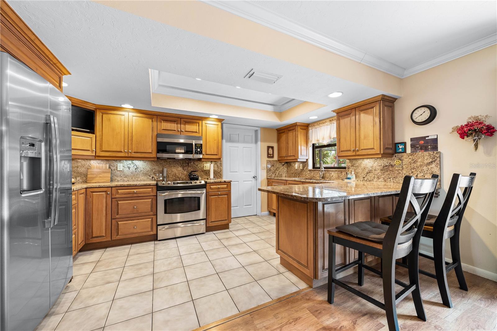 Image 18 of 71 For 756 Gantt Avenue