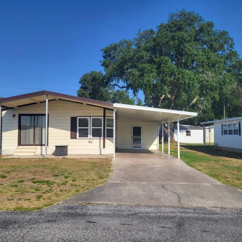 Listing Details for 5521 Barbara Street, ZEPHYRHILLS, FL 33542