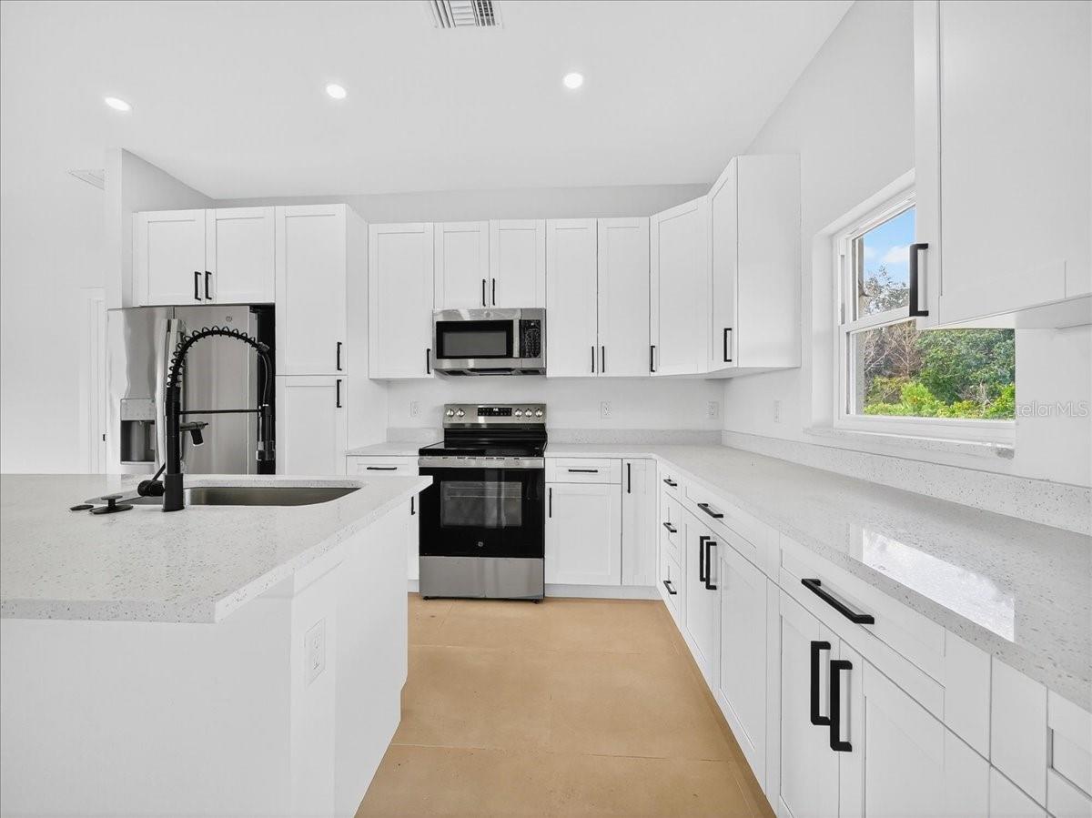 Image 13 of 28 For 3188 Sedgewick Road
