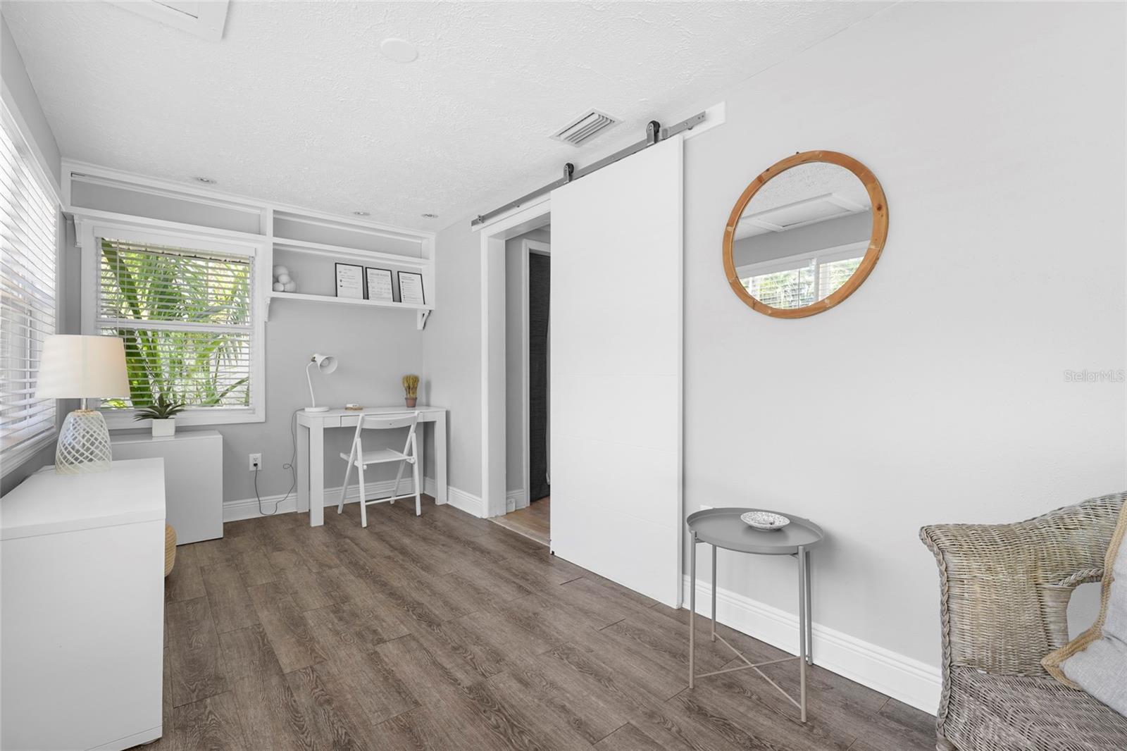 Image 14 of 86 For 2705 2nd Avenue W